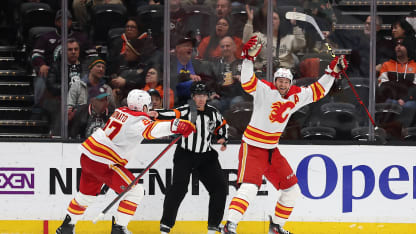 他在关键时 他在关键时